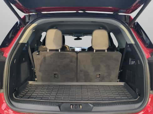 Certified 2022 Ford Explorer Limited w/ Equipment Group 301A RWD image 46