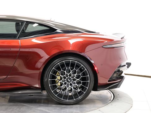 Used 2023 Aston Martin DBS Coupe RWD image 12