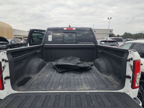 Used 2022 RAM 1500 Big Horn image 10