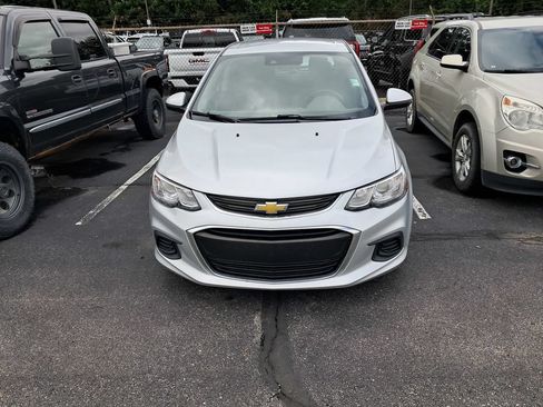 Used 2020 Chevrolet Sonic LT FWD image 5