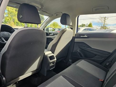 Used 2023 Volkswagen Taos S image 24