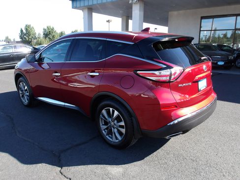 Used 2017 Nissan Murano Platinum image 3