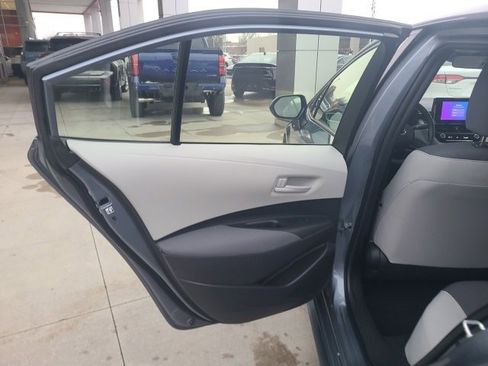 Used 2024 Toyota Corolla LE image 14
