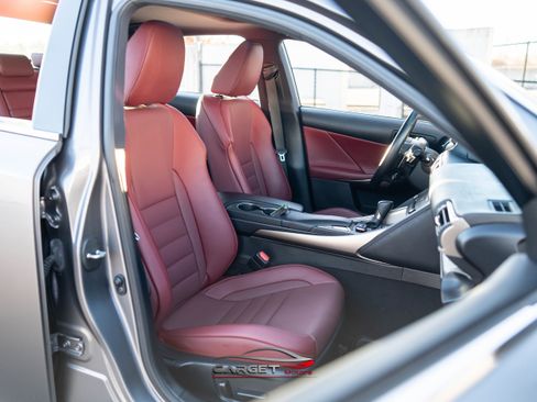 Used 2020 Lexus IS 300 F Sport w/ F Sport Package image 17
