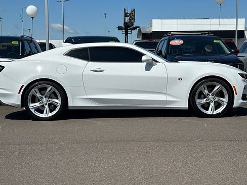 Used 2022 Chevrolet Camaro SS RWD image 3