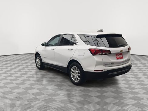 Certified 2022 Chevrolet Equinox LT image 2