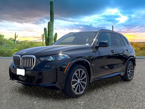 Used 2026 BMW X5 sDrive40i w/ M Sport Package RWD image 2