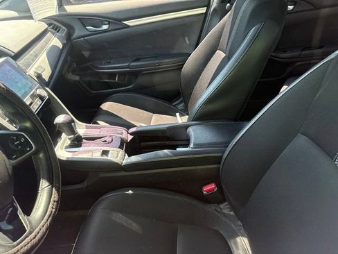 Used 2019 Honda Civic Sport image 10