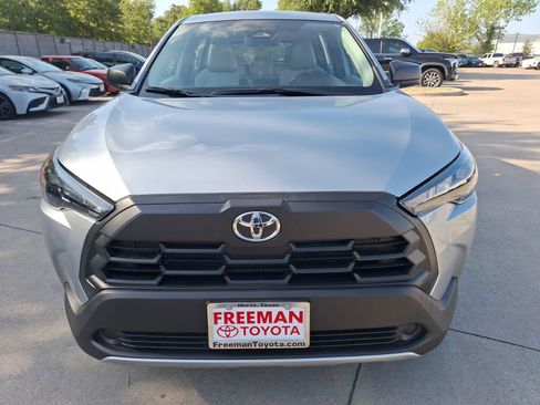 Used 2026 Toyota Corolla Cross L FWD image 9