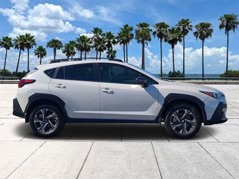 Certified 2024 Subaru Crosstrek 2.0i Premium image 3