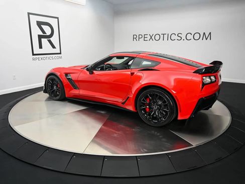 Used 2015 Chevrolet Corvette Z06 w/ 3LZ Preferred Equipment Group RWD image 75