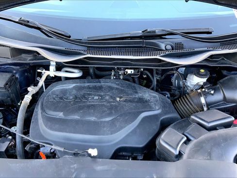 Used 2023 Honda Odyssey Elite image 32