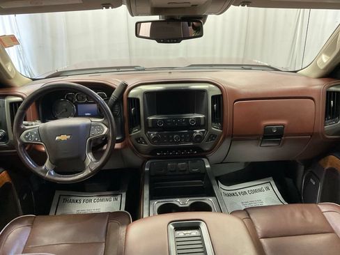 Used 2016 Chevrolet Silverado 3500 High Country w/ Duramax Plus Package AWD/4WD image 4