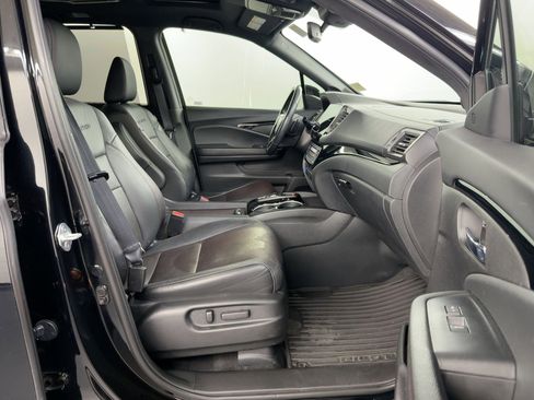 Certified 2022 Honda Pilot Black Edition image 36