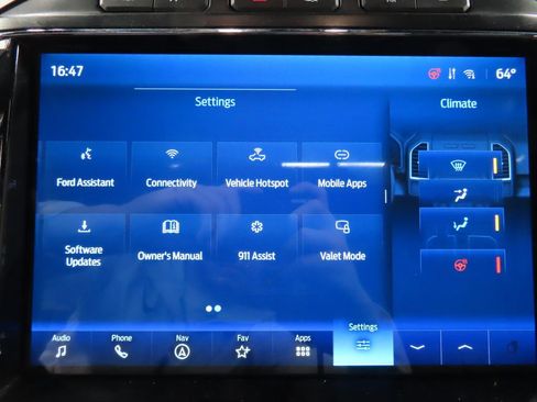 Used 2022 Ford F350 Lariat w/ Tremor Off-Road Package image 22