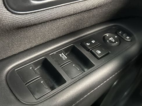 Used 2022 Honda HR-V Sport image 17
