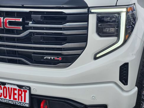 Used 2025 GMC Sierra 1500 AT4 AWD/4WD image 8