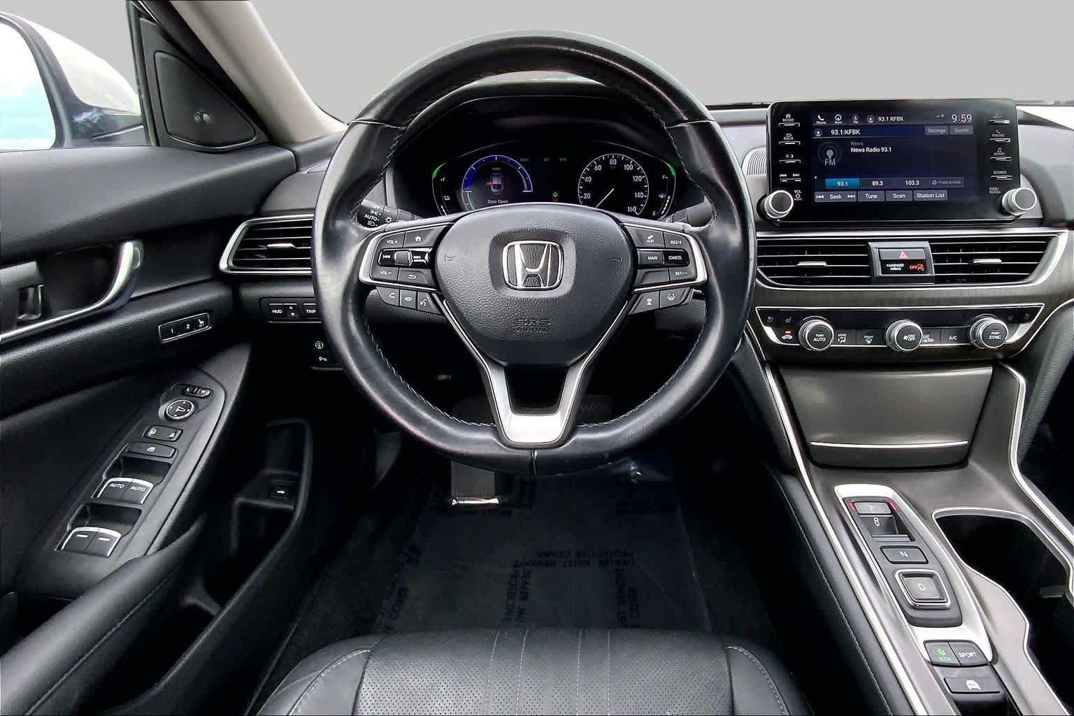 Used 2020 Honda Accord Touring image 5