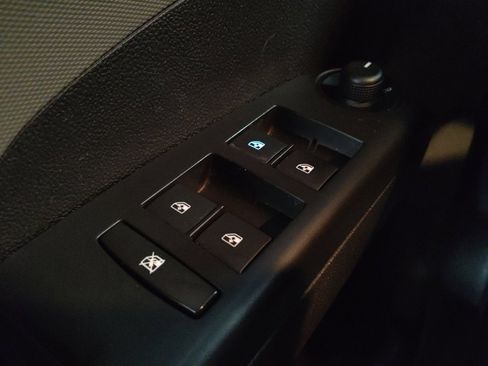 Used 2016 Chevrolet Sonic LTZ FWD image 27