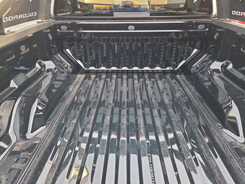 New 2025 Chevrolet Colorado Z71 w/ Midnight Edition image 20