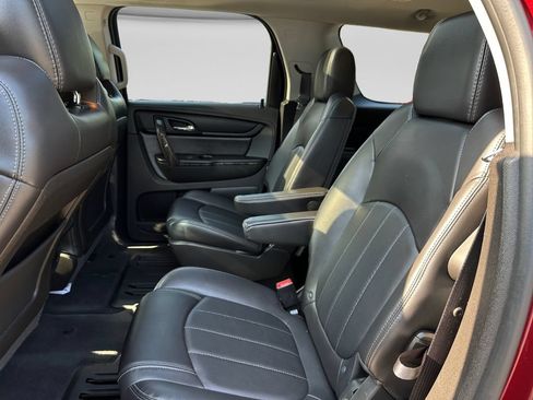 Used 2017 GMC Acadia Limited SLT AWD/4WD image 31
