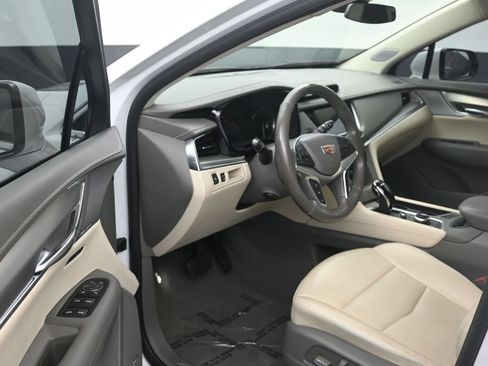 Used 2024 Cadillac XT5 Premium Luxury AWD/4WD image 10