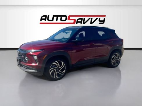 Used 2025 Chevrolet TrailBlazer RS w/ Convenience Package FWD image 3