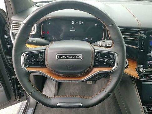 Used 2024 Jeep Grand Wagoneer L Series III image 30