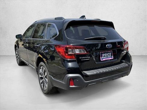 Used 2019 Subaru Outback 3.6R Touring AWD/4WD image 5