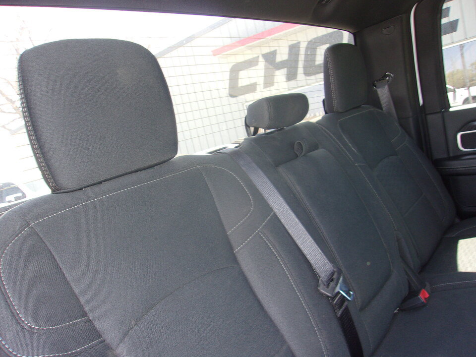 Used 2025 RAM 2500 Big Horn AWD/4WD image 16