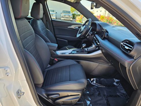 Used 2024 Dodge Hornet R/T image 30