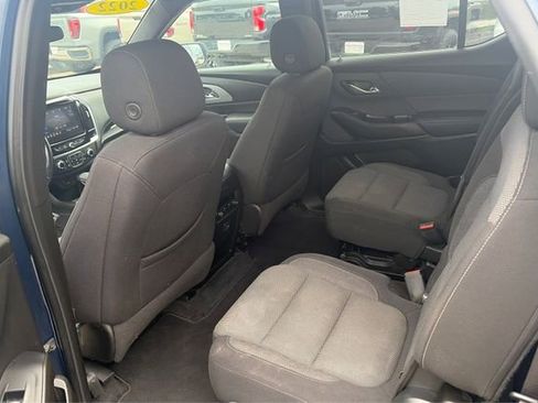 Used 2022 Chevrolet Traverse LT AWD/4WD image 10