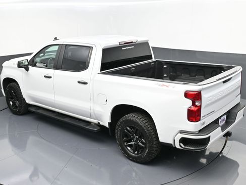 Used 2022 Chevrolet Silverado 1500 Custom image 45