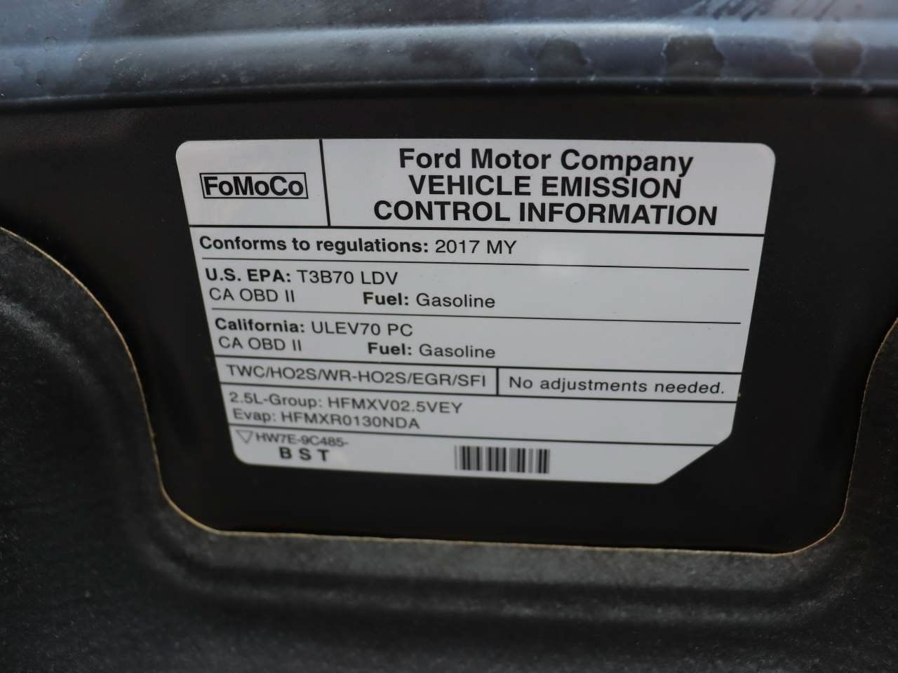 Used 2017 Ford Fusion SE FWD image 7