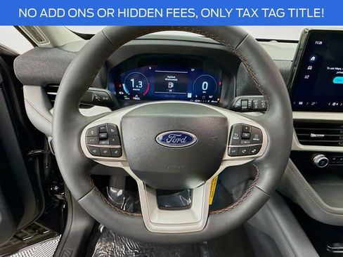 New 2025 Ford Explorer Active w/ Active Comfort Package image 11