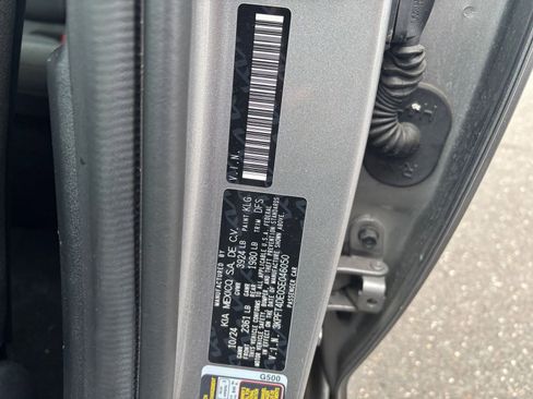 Used 2025 Kia K4 FWD image 23