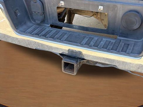 Used 2017 Chevrolet Silverado 1500 LTZ RWD image 8