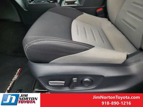 Used 2025 Toyota Tacoma TRD Off-Road w/ TRD Off Road Upgrade Package AWD/4WD image 25