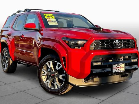 Used 2025 Toyota 4Runner TRD Sport AWD/4WD image 2