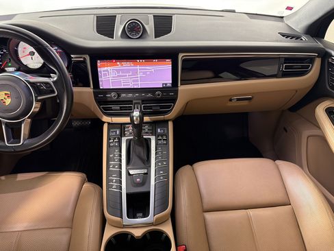 Certified 2021 Porsche Macan S w/ Premium Package Plus AWD/4WD image 25