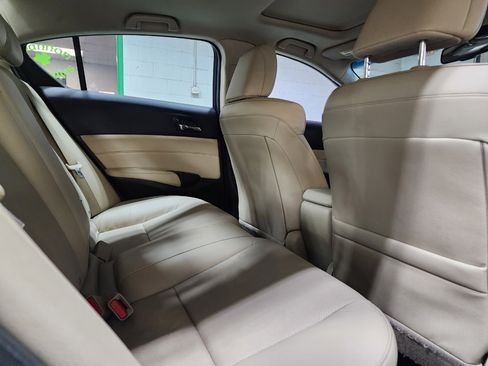 Used 2015 Acura ILX w/ Premium Package image 21