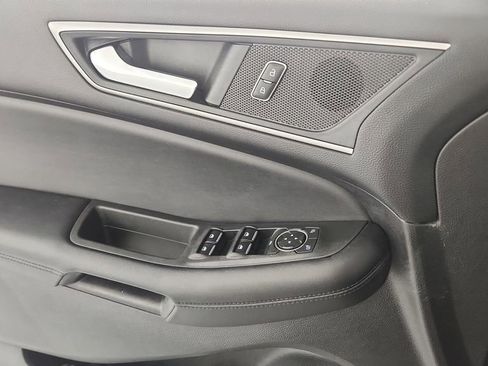 Used 2022 Ford Edge SEL w/ Convenience Package image 15