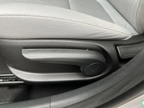 Used 2022 Hyundai Kona SEL AWD/4WD image 12