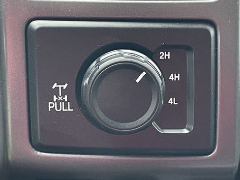 Used 2017 Ford F150 XLT w/ Equipment Group 302A Luxury AWD/4WD image 21