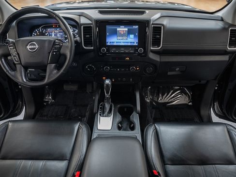 Used 2023 Nissan Frontier SV w/ SV Premium Package image 26
