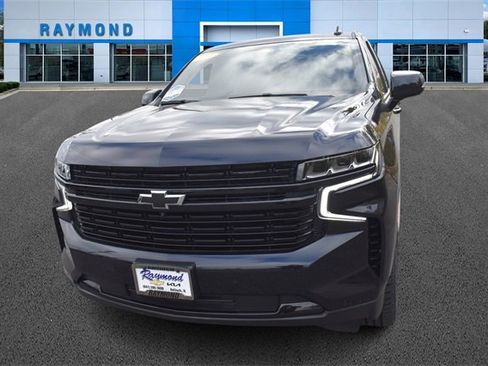 Certified 2023 Chevrolet Suburban RST w/ Sport Performance Package image 7