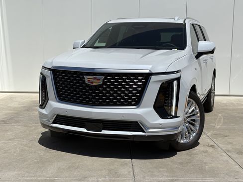 New 2026 Cadillac Escalade Luxury w/ Touring Package AWD/4WD image 1