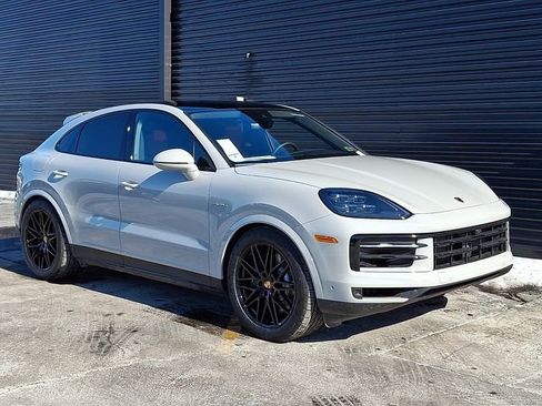 New 2026 Porsche Cayenne E-Hybrid Coupe image 9