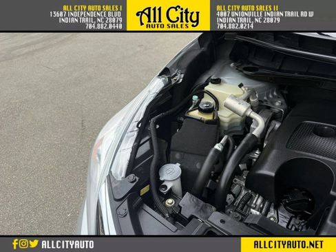 Used 2017 Nissan Murano SV image 37