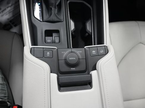 Certified 2026 Toyota Grand Highlander AWD Hybrid image 19